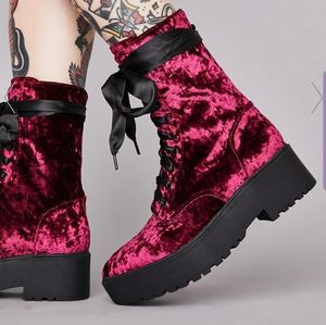 Wine Sin-struck strides velvet boots